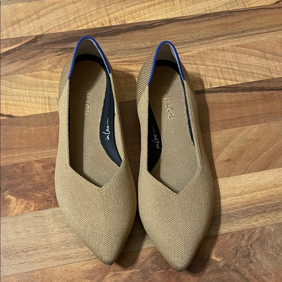 Rothy's Shoes - Rothy’s point size 9.5